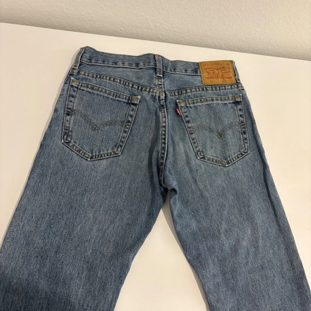 Levi's 517 Bootcut Slim Thighs Fit Blue Jeans Mens 29x33 Rodeo Cowboy Western